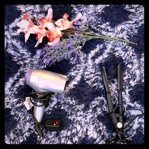 !SOLD! | Hairdryer + Hair straightener Combo Pack!